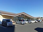【スーパー】ヨークベニマル　新原店まで600ｍ