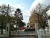 【小学校】藤岡市立第一小学校まで850ｍ