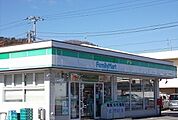 【コンビニエンスストア】ファミリーマート沼津西間門店まで230ｍ