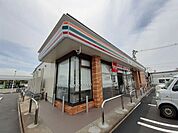 【コンビニエンスストア】セブンイレブン三条西裏館店まで750ｍ