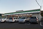 【コンビニエンスストア】ファミリーマート中町店まで400ｍ