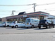 【コンビニエンスストア】セブン-イレブン伊万里八谷搦店まで400ｍ
