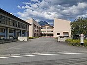 【中学校】由布市立湯布院中学校まで30ｍ