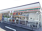 【コンビニエンスストア】セブンイレブン北本深井1丁目店まで380ｍ
