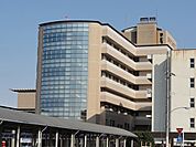【総合病院】高岡市民病院まで800ｍ