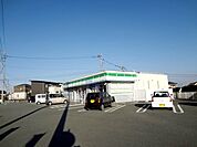 【コンビニエンスストア】ファミリーマート合志黒石原店まで930ｍ