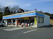 【コンビニエンスストア】ローソン福山引野町南店まで750ｍ