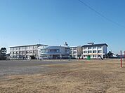 【小学校】菊川市立小笠北小学校まで160ｍ