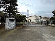 【小学校】田原東部小学校まで1300ｍ
