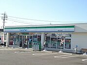 【コンビニエンスストア】ファミリーマート西尾今川町東店まで200ｍ