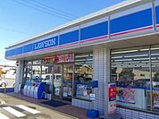 【コンビニエンスストア】ローソン上中店様まで100ｍ