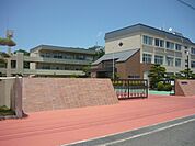 【中学校】矢掛中学校まで650ｍ