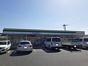 【コンビニエンスストア】ファミリーマート岡山辰巳西店まで350ｍ