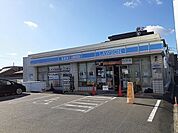 【コンビニエンスストア】ローソン半田岩滑中町店まで339ｍ
