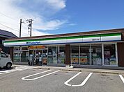 【コンビニエンスストア】ファミリーマート武豊桜ケ丘店まで669ｍ