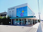 【銀行】伊予銀行垣生支店様まで500ｍ