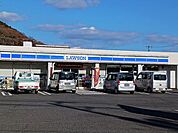 【コンビニエンスストア】ローソン福山奈良津町三丁目店まで380ｍ