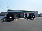 【コンビニエンスストア】ファミリーマート福山駅家町店まで550ｍ