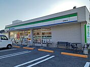 【コンビニエンスストア】ファミリーマート因島重井店まで580ｍ