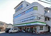 【コンビニエンスストア】ファミリーマートまで210ｍ