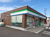 【コンビニエンスストア】ファミリーマート 金津花乃杜店まで450ｍ