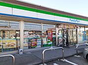 【コンビニエンスストア】ファミリーマート富山本郷店まで500ｍ