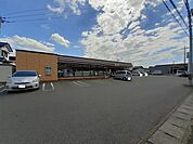 【コンビニエンスストア】セブンイレブン伊勢崎伊与久北店まで650ｍ