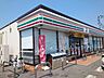 周辺：【コンビニエンスストア】セブンイレブン下大島町店まで800ｍ