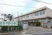 【中学校】十日市中学校まで150ｍ
