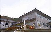 【小学校】八千代小学校まで650ｍ