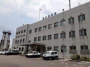 【警察】亀山警察署まで400ｍ