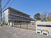 【小学校】北本市立南小学校まで850ｍ