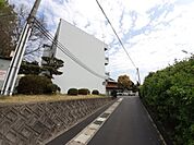 【小学校】善通寺市立南部小学校まで1700ｍ