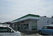 【コンビニエンスストア】ファミリーマート前田東店さんまで690ｍ