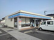 【コンビニエンスストア】ローソン丸亀塩屋町店まで900ｍ