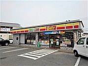 【コンビニエンスストア】デイリーヤマザキ観音寺村黒町店まで300ｍ