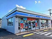 【コンビニエンスストア】ローソン下松望町一丁目店まで800ｍ