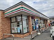 【コンビニエンスストア】セブンイレブン杉戸内田4丁目店まで160ｍ