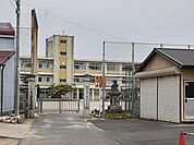【小学校】河曲小学校まで1816ｍ