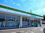 【コンビニエンスストア】ファミリーマート桑名赤尾店まで500ｍ