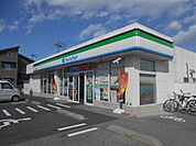 【コンビニエンスストア】ファミリーマート川瀬馬場店様まで550ｍ