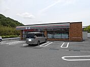 【コンビニエンスストア】セブンイレブン彦根大堀町店様まで1300ｍ