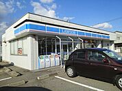 【コンビニエンスストア】ローソン入善上野店まで400ｍ