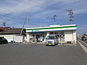 【コンビニエンスストア】ファミリーマート 築館源光店まで400ｍ