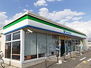【コンビニエンスストア】ファミリーマート筑西布川店まで600ｍ