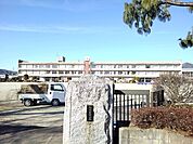 【小学校】桜川市立岩瀬小学校まで400ｍ