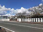 【小学校】金島小学校まで720ｍ