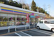 【コンビニエンスストア】ミニストップ神戸藤原台南町店様まで650ｍ