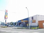 【レンタルビデオ】TSUTAYA　広面店まで650ｍ