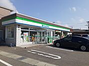 【コンビニエンスストア】ファミリーマート秋田南通宮田店まで280ｍ